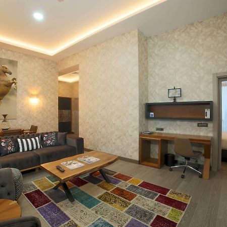 Tryp by Wyndham Istanbul Topkapi Bagian luar foto
