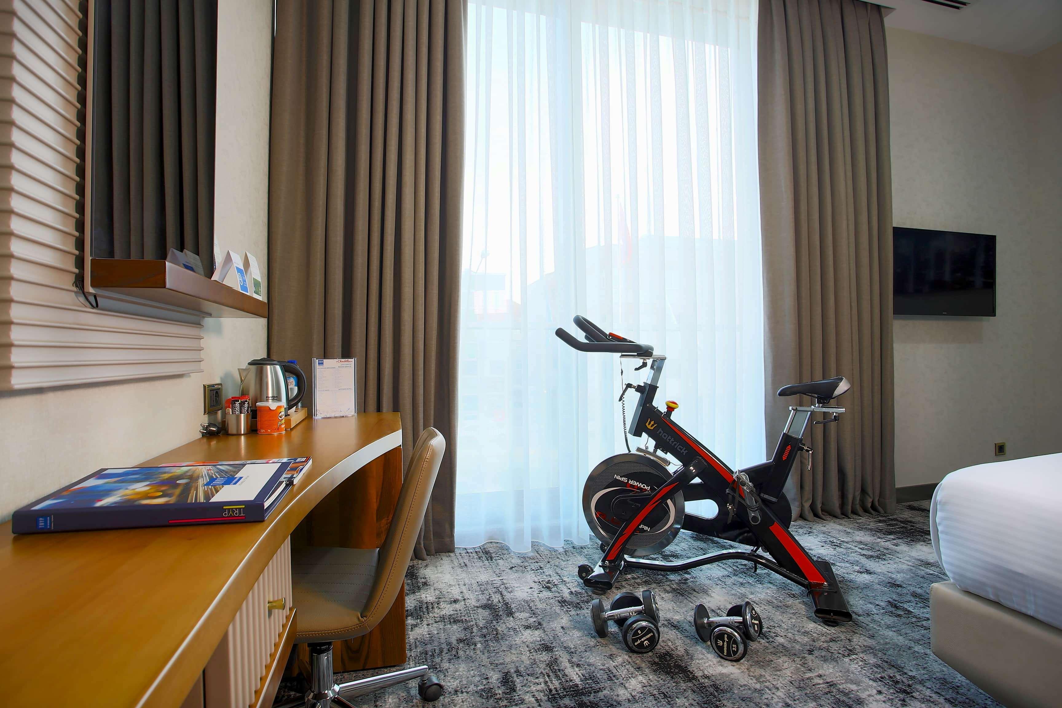Tryp by Wyndham Istanbul Topkapi Bagian luar foto