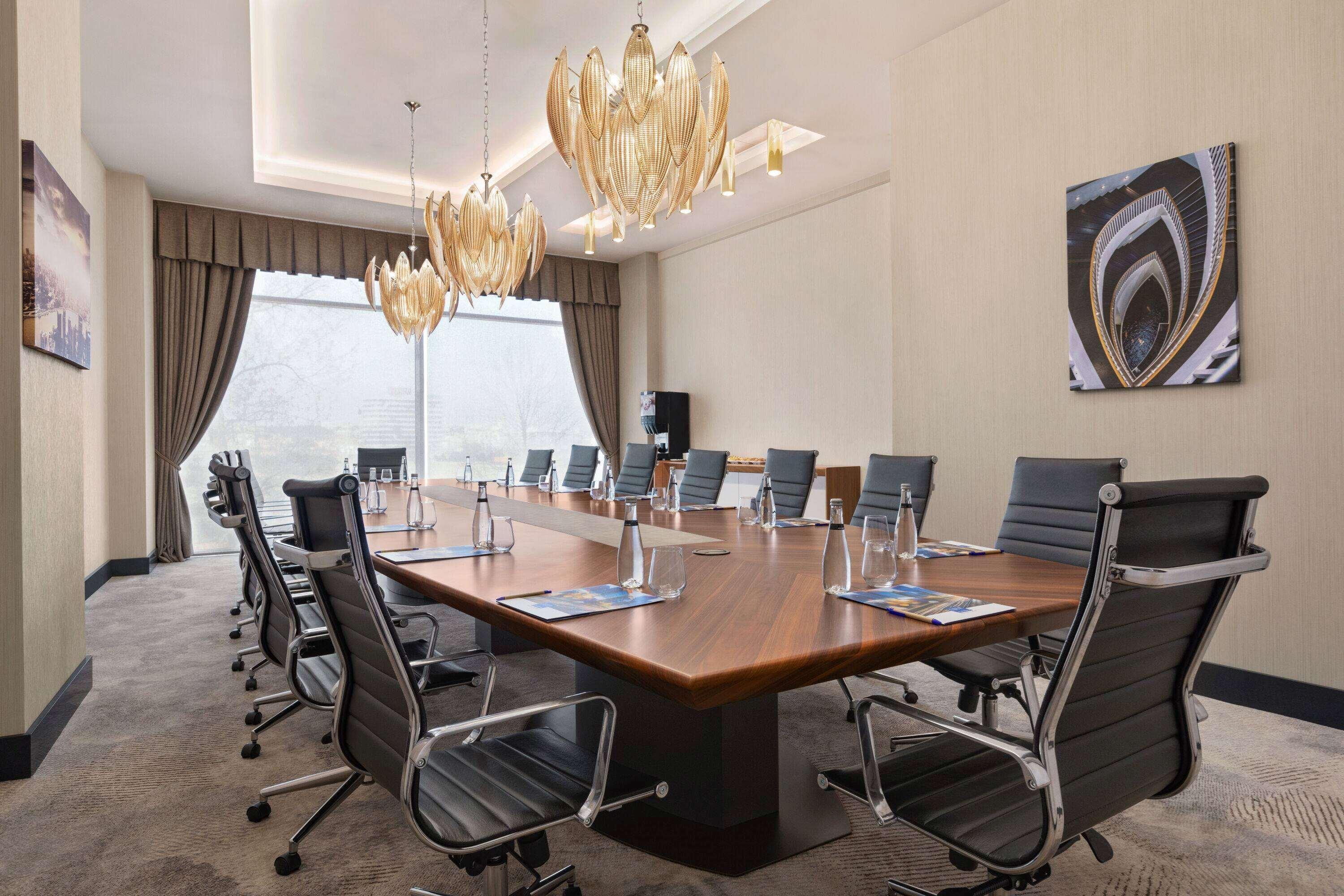 Tryp by Wyndham Istanbul Topkapi Bagian luar foto