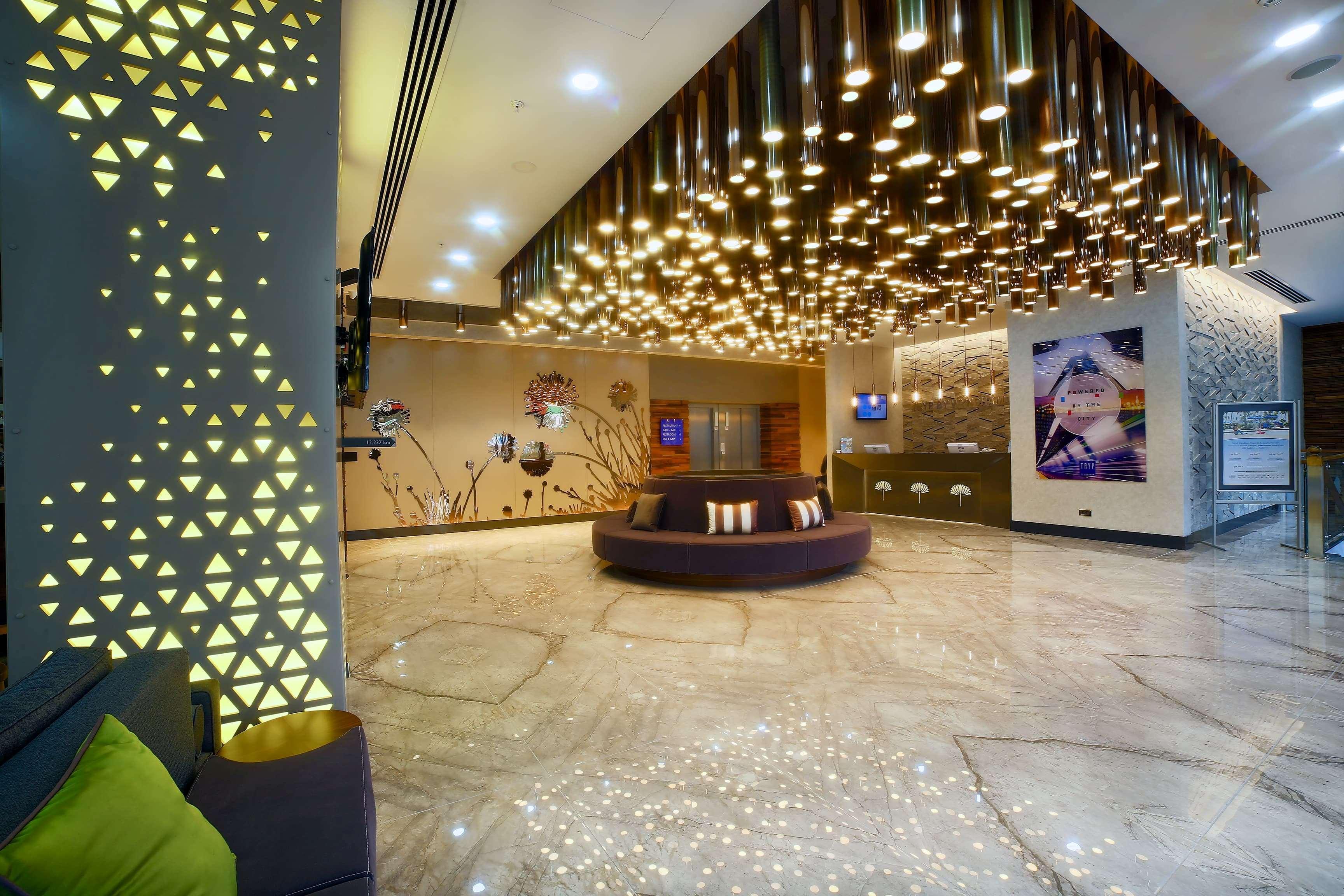 Tryp by Wyndham Istanbul Topkapi Bagian luar foto
