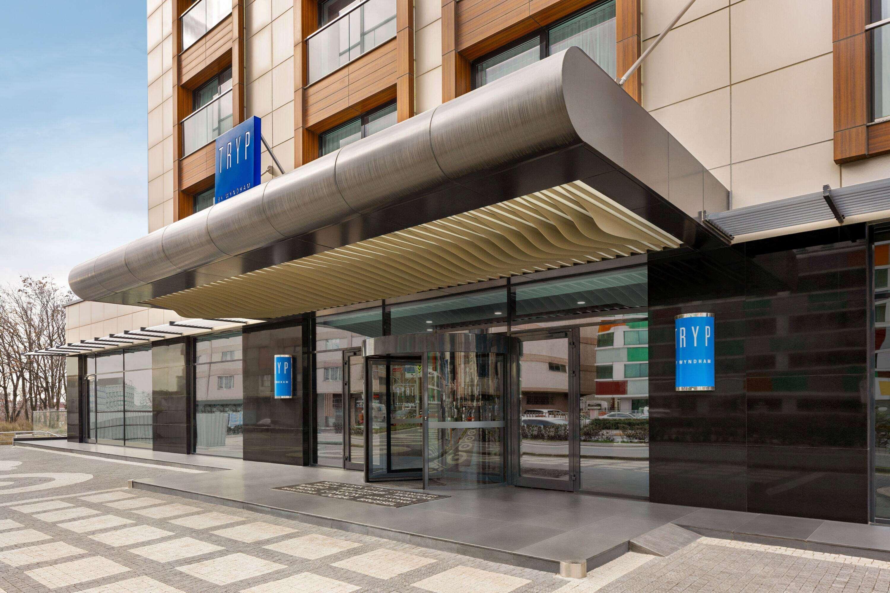 Tryp by Wyndham Istanbul Topkapi Bagian luar foto